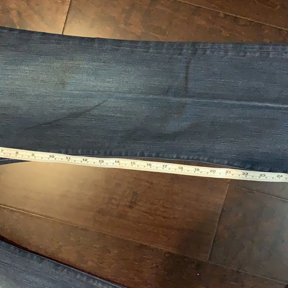 Authentic Rock and Republic women’s jeans - Picture 7 of 15